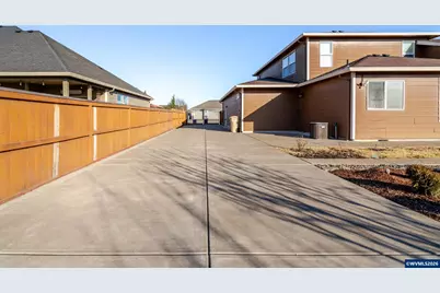 2998 NE Zuhlke Ln, Albany, OR 97321 - Photo 48