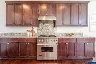 2998 NE Zuhlke Ln, Albany, OR 97321 - Photo 24