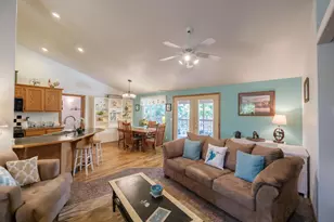 1370 Bentley St E, Monmouth, OR 97361 - Photo 6