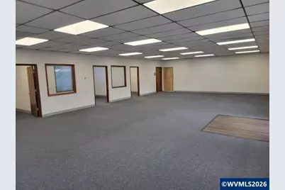 5002 Commercial St SE, Salem, OR 97302 - Photo 4