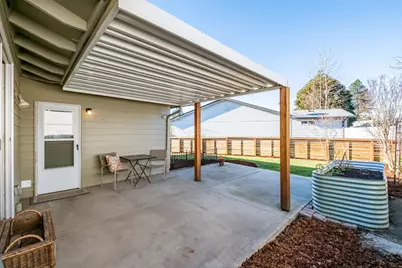 2299 Country Club Ter, Woodburn, OR 97071 - Photo 26