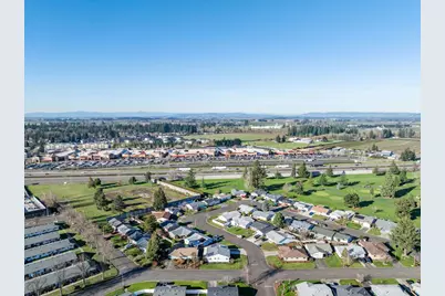 2299 Country Club Ter, Woodburn, OR 97071 - Photo 42