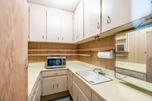 2299 Country Club Terrace, Woodburn, OR 97071 - Photo 36