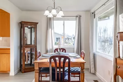 2299 Country Club Ter, Woodburn, OR 97071 - Photo 10