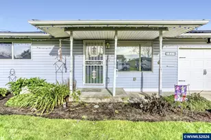 1629 Newport Way, Woodburn, OR 97071 - Photo 2