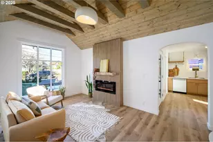 326 NE 8th St, McMinnville, OR 97128 - Photo 14