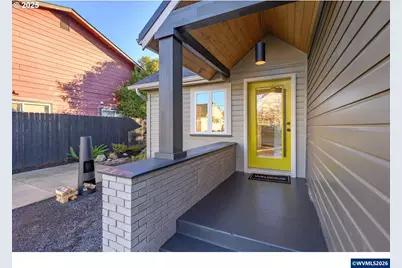 326 NE 8th St, McMinnville, OR 97128 - Photo 6