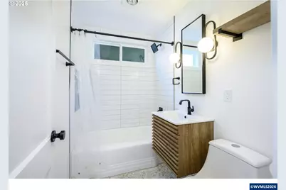 326 NE 8th St, McMinnville, OR 97128 - Photo 26