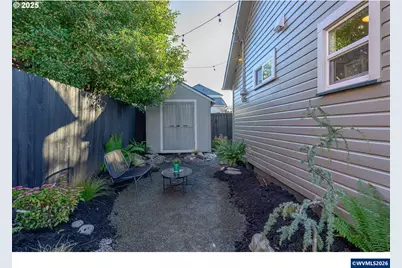 326 NE 8th St, McMinnville, OR 97128 - Photo 36