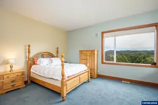 1055 NW Estate Dr, Seal Rock, OR 97376 - Photo 12