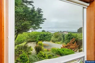 1055 NW Estate Dr, Seal Rock, OR 97376 - Photo 16