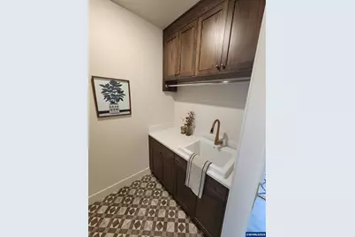 Model D Hampden Ln NE, Salem, OR 97317 - Photo 36