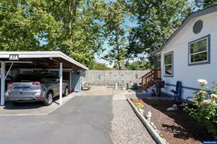 1905 Waverly #27 Dr SE, Albany, OR 97322 - Photo 2