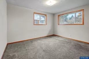 265 Cherry Ln S, Monmouth, OR 97361 - Photo 20