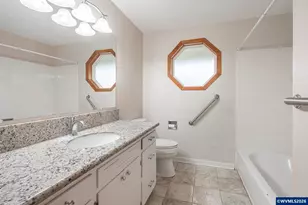 265 Cherry Ln S, Monmouth, OR 97361 - Photo 18