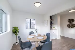 560 Hansen Ave S, Salem, OR 97302 - Photo 20