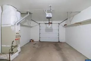 560 Hansen Ave S, Salem, OR 97302 - Photo 42