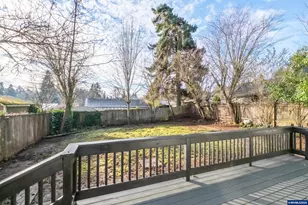 560 Hansen Ave S, Salem, OR 97302 - Photo 34