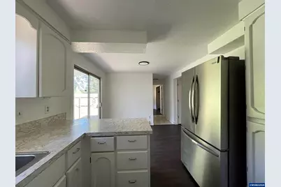 1398 Poplar St, Sweet Home, OR 97386 - Photo 12
