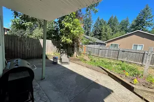 1398 Poplar St, Sweet Home, OR 97386 - Photo 16