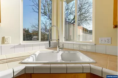 1676 Marten Av SW, Albany, OR 97321 - Photo 18