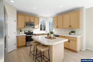 1676 Marten Ave SW, Albany, OR 97321 - Photo 14