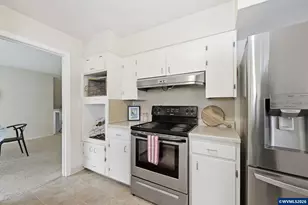 815 NW Merrie Dr, Corvallis, OR 97330 - Photo 12