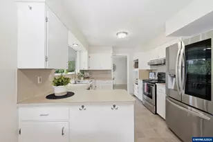 815 NW Merrie Dr, Corvallis, OR 97330 - Photo 10