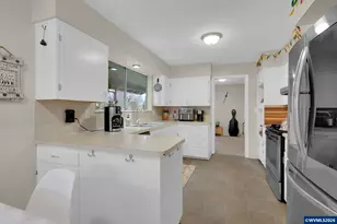 815 NW Merrie Dr, Corvallis, OR 97330 - Photo 12