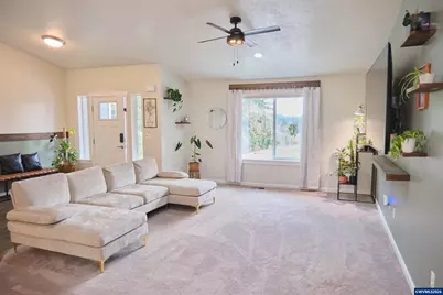 1305 SW Illihe Rd, Dallas, OR 97338 - Photo 14