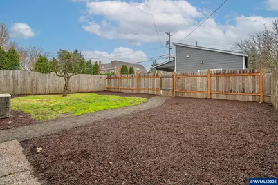 1155 18th St NE, Salem, OR 97301 - Photo 26