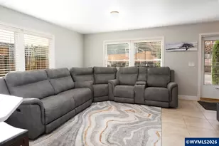 38 Denmark Lp, Silverton, OR 97381 - Photo 18