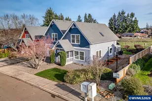 38 Denmark Lp, Silverton, OR 97381 - Photo 2