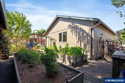 210 S 2nd St, Carlton, OR 97111 - Photo 46