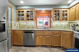 210 S 2nd St, Carlton, OR 97111 - Photo 16