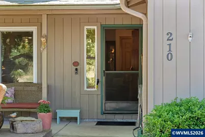 210 S 2nd St, Carlton, OR 97111 - Photo 6