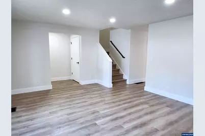 1050 Cardinal St NW, Salem, OR 97304 - Photo 6