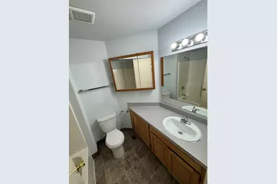 1041 Barnes Av, Salem, OR 97306 - Photo 10