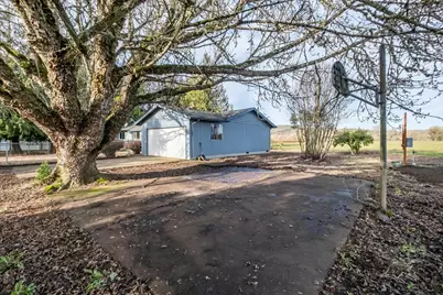 23900 Loganberry Ln, Sheridan, OR 97378 - Photo 8