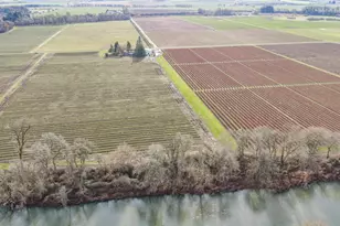 23900 Loganberry Ln, Sheridan, OR 97378 - Photo 2