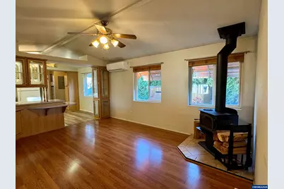 141 S 17th (#7) St, Independence, OR 97351 - Photo 6