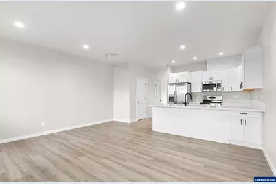 228-230-232 W Clay St, Monmouth, OR 97361 - Photo 8