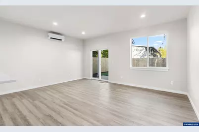 228-230-232 W Clay St, Monmouth, OR 97361 - Photo 12