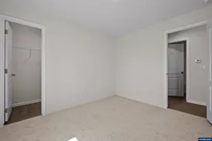 3054 Surfwood Dr NE, Salem, OR 97305 - Photo 14