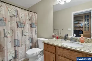 888 Morning Glory St, Independence, OR 97351 - Photo 32