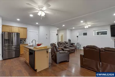 888 Morning Glory St, Independence, OR 97351 - Photo 12