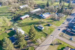 941 N 2nd St, Jefferson, OR 97352 - Photo 4