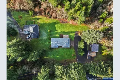 20450 Abiqua Rd NE, Scotts Mills, OR 97375 - Photo 2