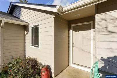 1716 Fir St, Sweet Home, OR 97386 - Photo 4