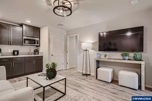 1011 Clemson St, Woodburn, OR 97071 - Photo 6